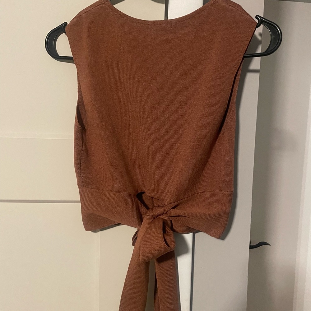 Elegant Brown Sleeveless Top